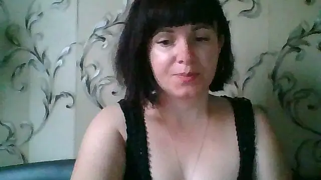 SecretSienna  online show from October 5, 11:30 am