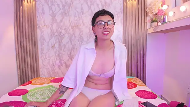 Tomie Lee online show from September 16, 4:02 am