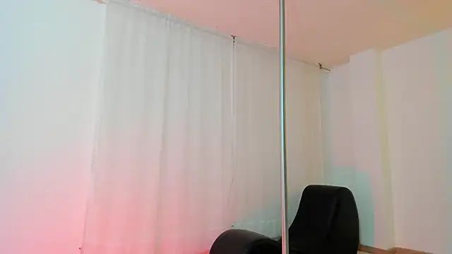 Sophiee Bluee online show from October 2, 8:05 pm
