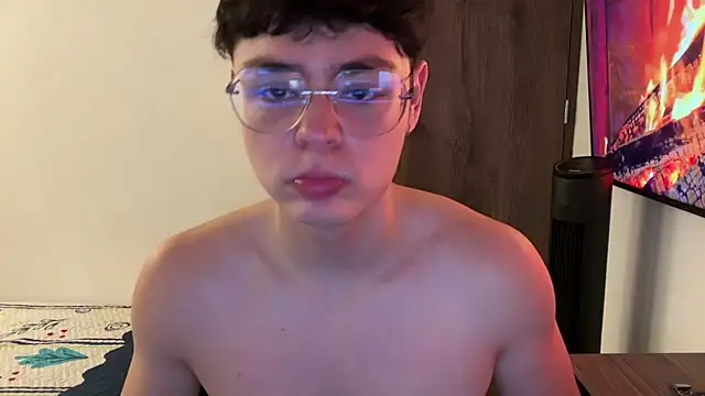 Im Juaniito online show from November 11, 12:10 am