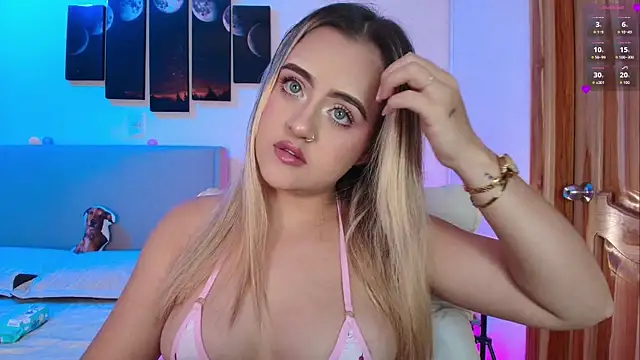 MaryMoon  online show from April 17, 11:52 pm