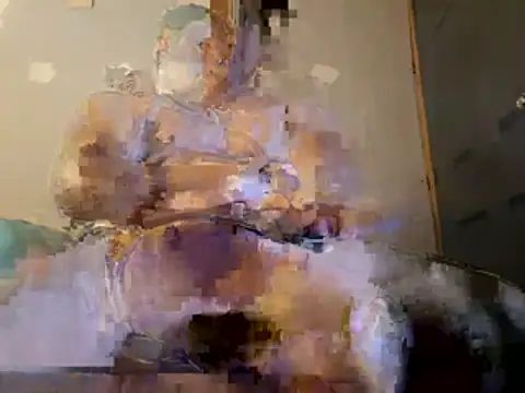 Snapshot of HappyBaseline65 chatting on December 17, 1:22 am HappyBaseline65 online show from December 17, 1:22 am