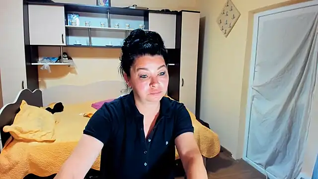 Soffy Skye online show from June 6, 4:06 am