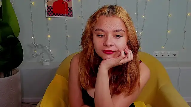 Snapshot of molly_starr chatting on September 25, 4:16 am molly starr online show from September 25, 4:16 am