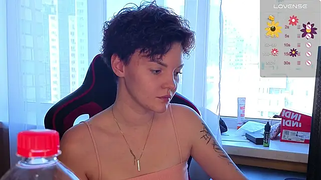 KrisNeal online show from September 13, 9:20 am