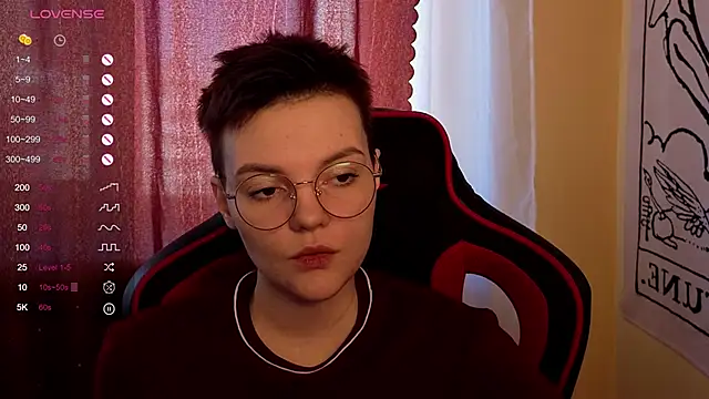 KrisNeal online show from October 1, 9:48 am