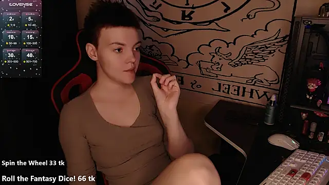 KrisNeal online show from November 23, 10:15 am