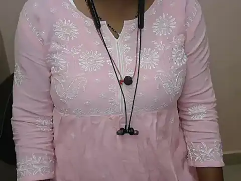 bold naina online show from November 8, 3:39 am