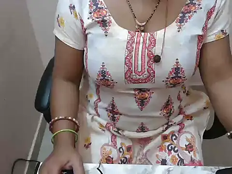 bold naina online show from November 19, 4:01 am