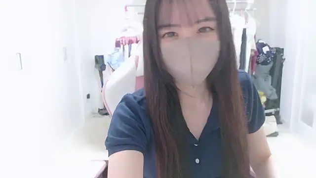 Snapshot of _Mia_land_ chatting on February 24, 2:15 pm Mia land online show from February 24, 2:15 pm