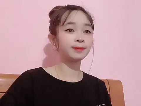 Snapshot of Suna7383 chatting on October 23, 5:23 pm Suna7383 online show from October 23, 5:23 pm