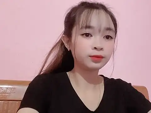 Snapshot of Suna7383 chatting on October 31, 3:46 pm Suna7383 online show from October 31, 3:46 pm