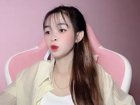 Snapshot of Suna7383 chatting on November 6, 2:40 pm Suna7383 online show from November 6, 2:40 pm