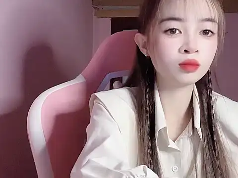 Snapshot of Suna7383 chatting on November 10, 2:49 pm Suna7383 online show from November 10, 2:49 pm