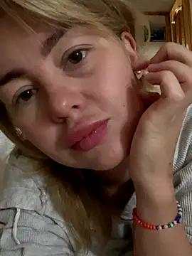 MartaLuna  online show from October 12, 8:35 am