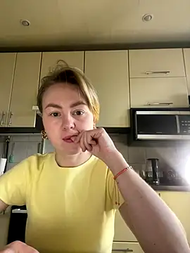 MartaLuna  online show from December 15, 9:35 am