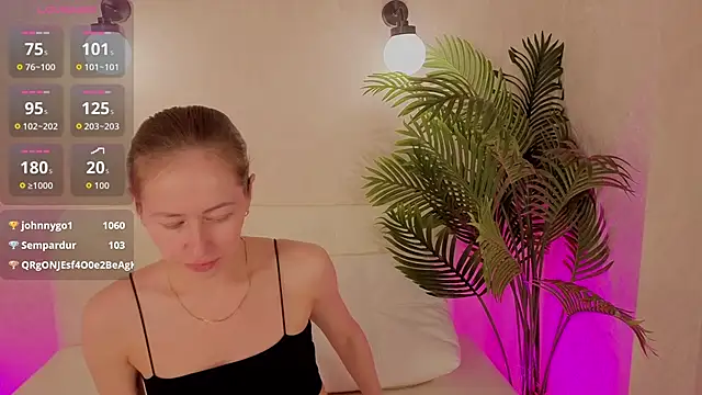 Snapshot of bella_li__ chatting on February 20, 6:26 am bella li online show from February 20, 6:26 am