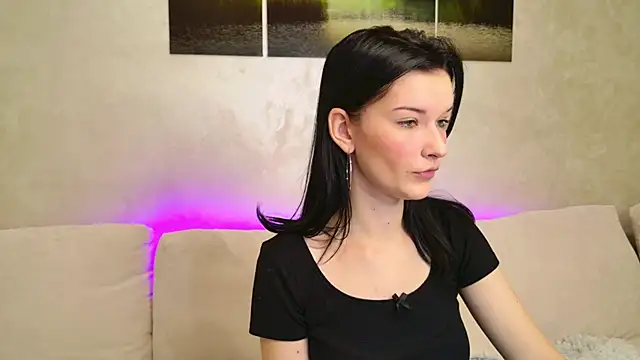 sweet strawber online show from September 21, 8:21 pm
