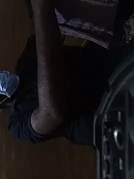 Indianboy9527 online show from April 5, 3:42 pm