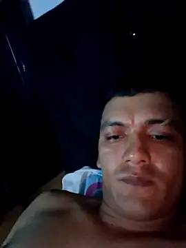 Snapshot of Chloe_y_Dante chatting on November 24, 4:56 am Chloe y Dante online show from November 24, 4:56 am