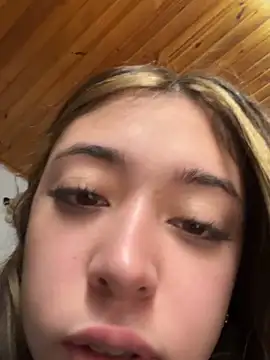 kimmy vegga2 online show from November 6, 2:29 pm