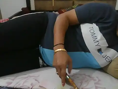 Bhabhi osm online show from April 9, 6:52 am