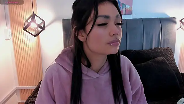 Snapshot of Evaa_rosee_ chatting on September 29, 11:48 am Evaa rosee online show from September 29, 11:48 am