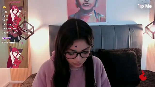 Snapshot of Evaa_rosee_ chatting on October 8, 11:41 am Evaa rosee online show from October 8, 11:41 am