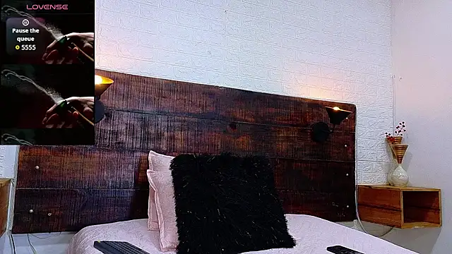 JhosuaVega online show from October 8, 7:00 pm