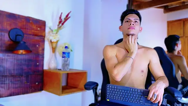 JhosuaVega online show from April 2, 3:04 am