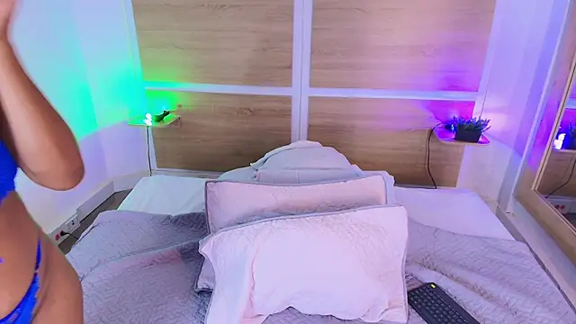 ValeryCortezm online show from February 17, 12:45 pm