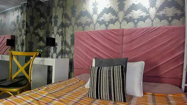 VictoriaQueen Fg online show from October 23, 12:59 pm