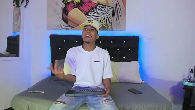 xxKamadevaxx online show from November 6, 12:39 pm