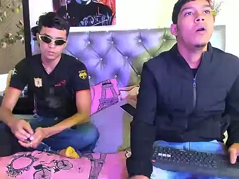 xxKamadevaxx online show from March 27, 12:27 pm