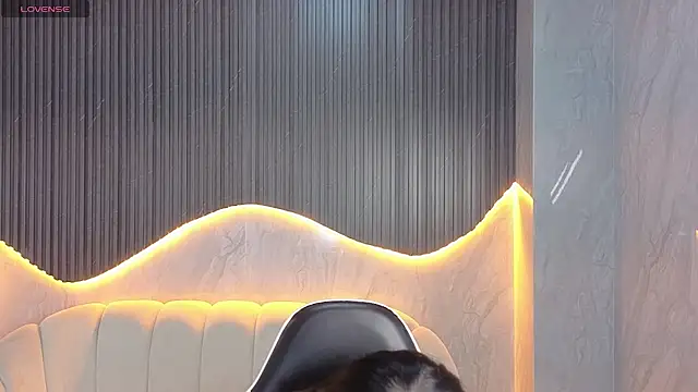 Snapshot of Maia_Tx chatting on November 19, 1:00 pm Maia Tx online show from November 19, 1:00 pm