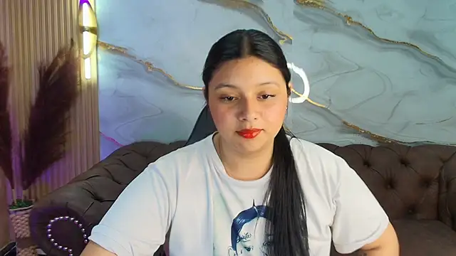 mia hot tf online show from September 25, 8:23 pm