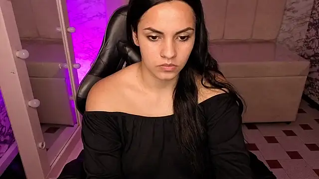 Mialover v online show from October 5, 1:04 am