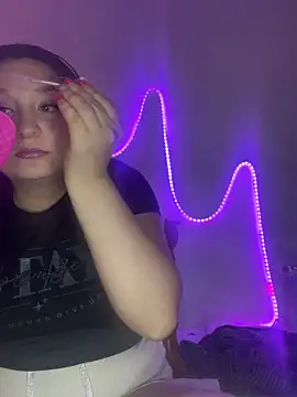 Emma  Fox  online show from October 18, 3:24 pm