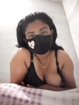 Snapshot of hafiza8746 chatting on December 18, 2:23 pm hafiza8746 online show from December 18, 2:23 pm