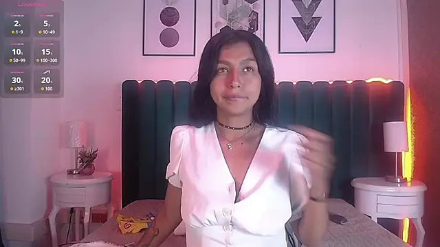 Snapshot of Keila_Fg chatting on December 4, 8:06 pm Keila Fg online show from December 4, 8:06 pm