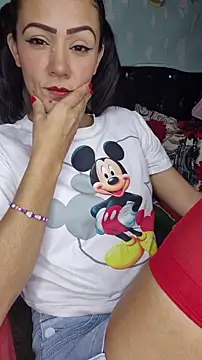 Lhia  online show from January 6, 6:22 pm