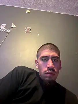 Snapshot of busnfatnutsLildee chatting on November 21, 12:15 pm busnfatnutsLildee online show from November 21, 12:15 pm