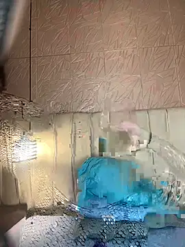 hannahst  online show from March 30, 8:10 pm