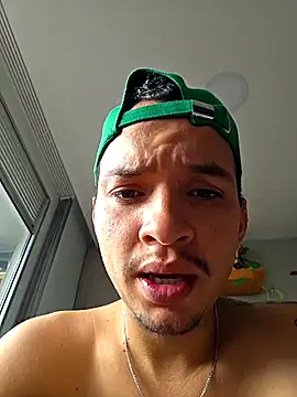 AronShelby420 online show from October 2, 1:07 pm