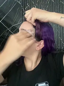 Snapshot of mistress_angell_ chatting on October 8, 8:17 pm mistress angell online show from October 8, 8:17 pm