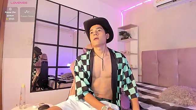 SandroVeyra online show from October 11, 3:28 am