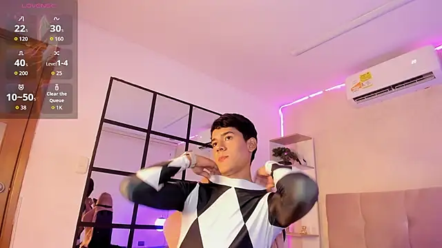 SandroVeyra online show from October 12, 3:27 am