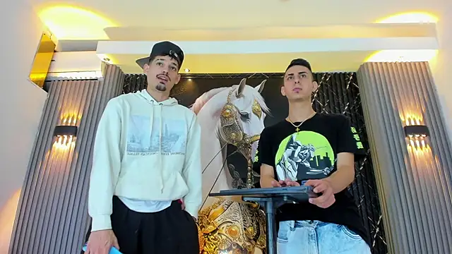 Iam Steven online show from February 9, 6:06 am