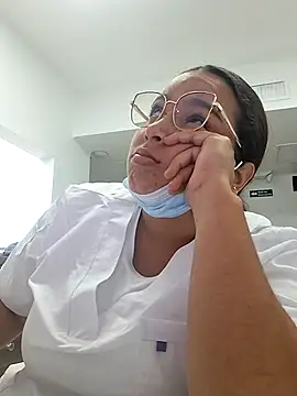 Aliciabloom online show from January 16, 10:58 pm