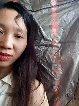 Snapshot of bonnie-00 chatting on November 10, 2:10 am bonnie-00 online show from November 10, 2:10 am